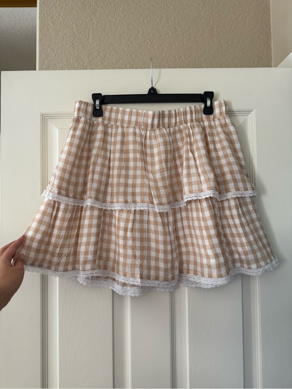 BNWT Neutral Gingham Lace Trim Tiered Mini Skirt